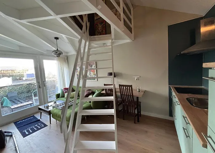 De Stranding Апартаменты *